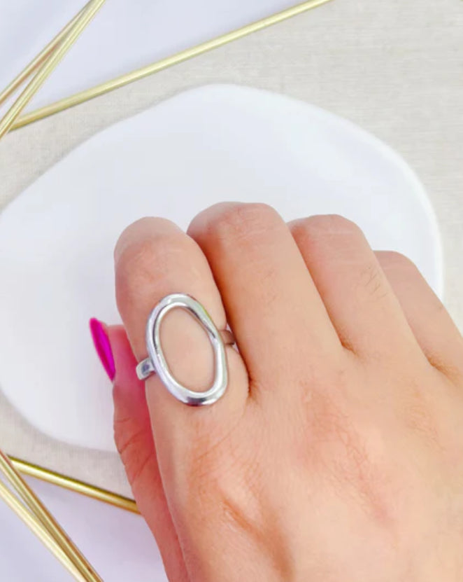Oval Ring