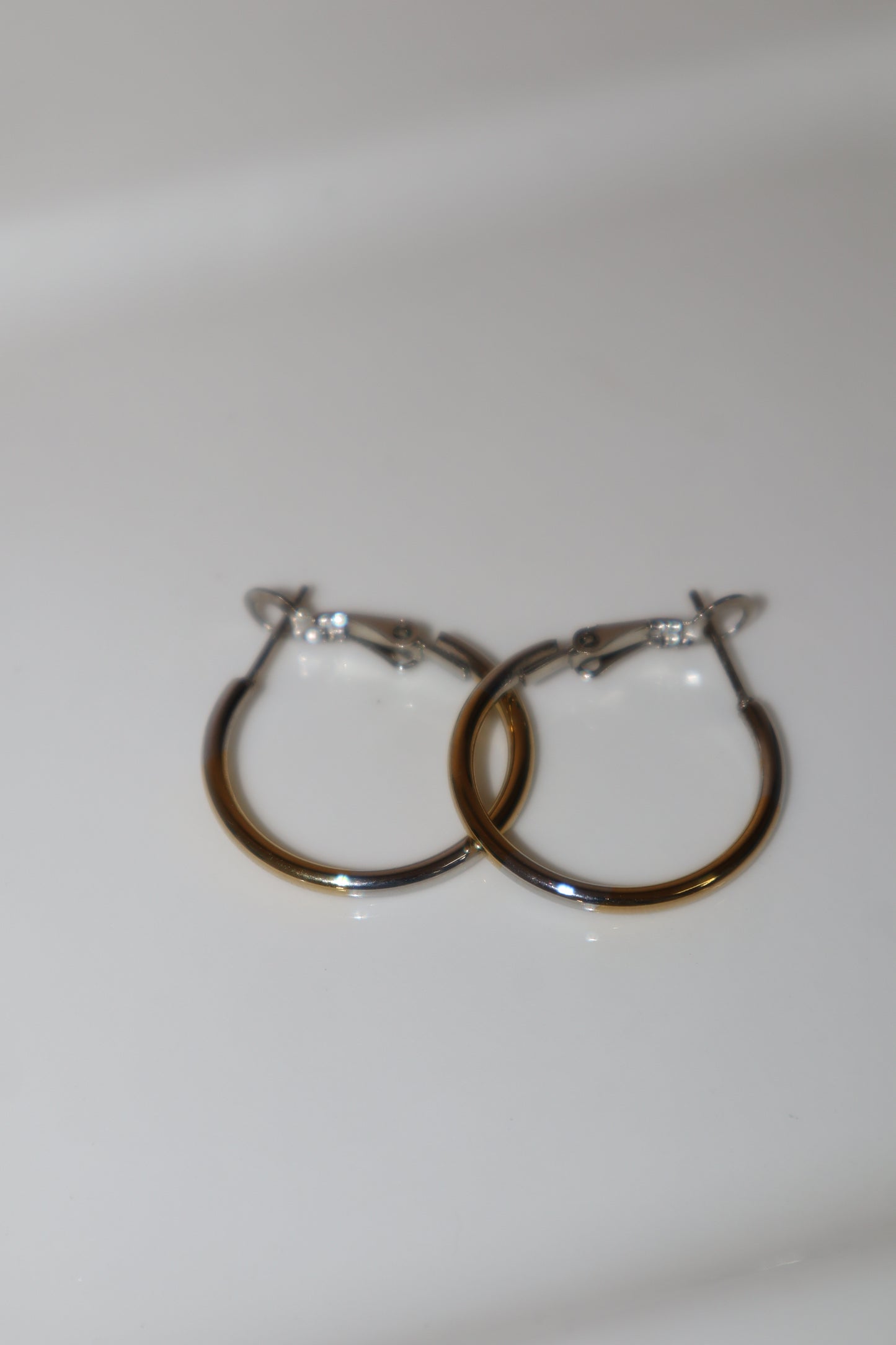 Two tone Hoops