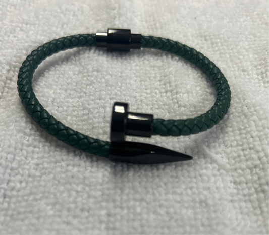 Clavo bangle