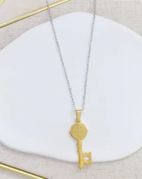 Key necklace