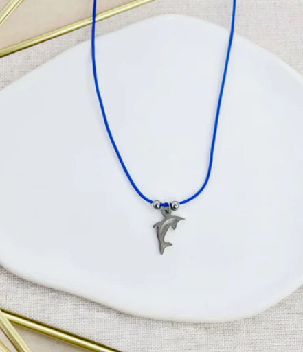 Dolphin neck