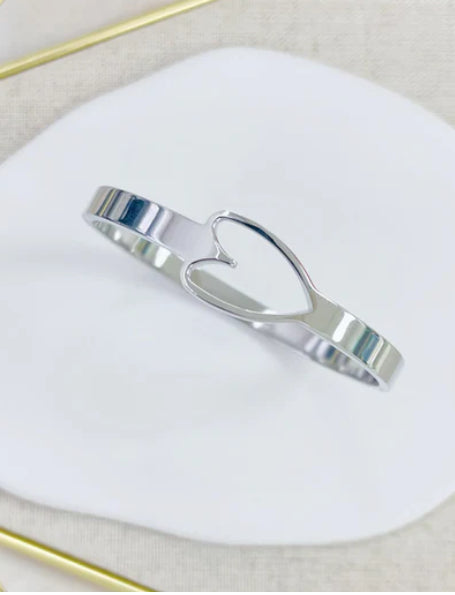 Heart Bangle
